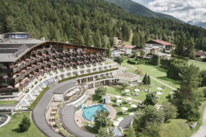 Гостиница Krumers Alpin – Your Mountain Oasis  Зеефельд